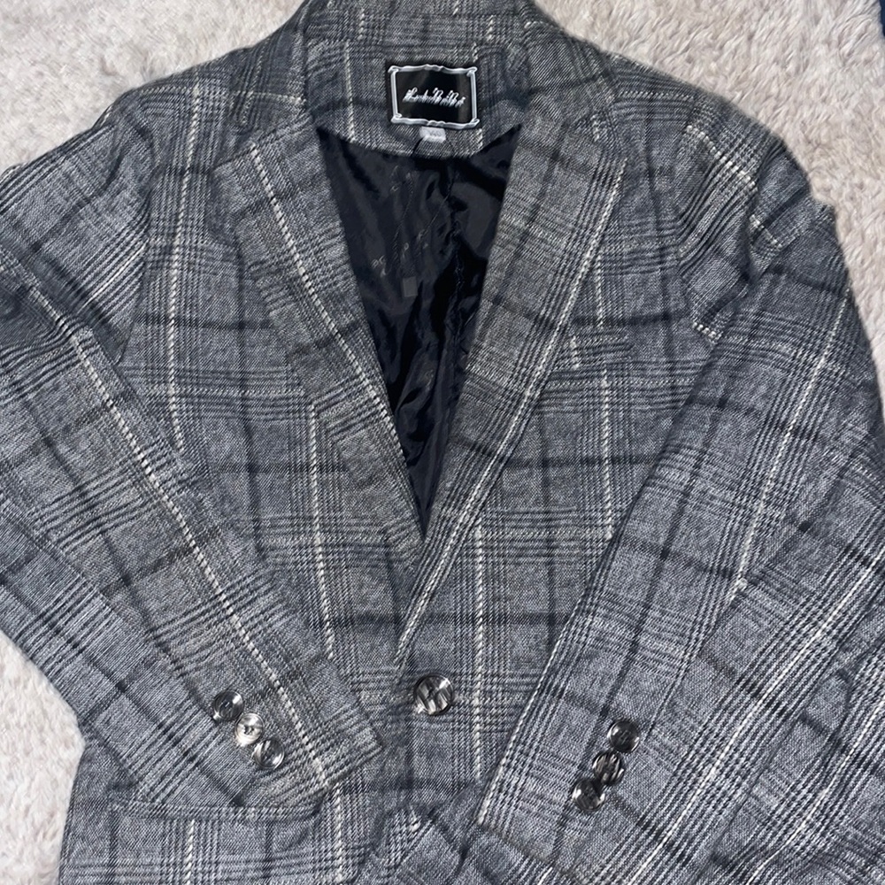 Boys size 8 suit 🤵‍♂️